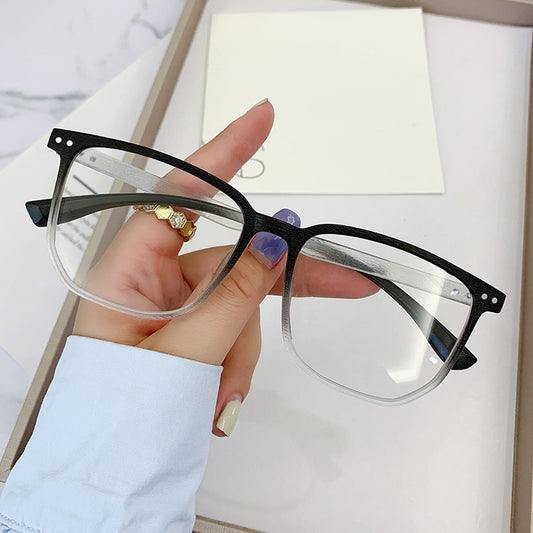 13. Light-Adaptive Photochromic Glasses