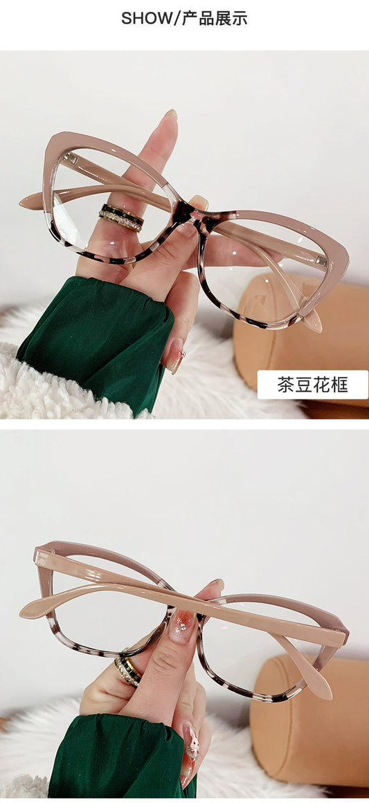 2023 fashion new photochromic glasses women's plain ultra-light cat eye glasses
